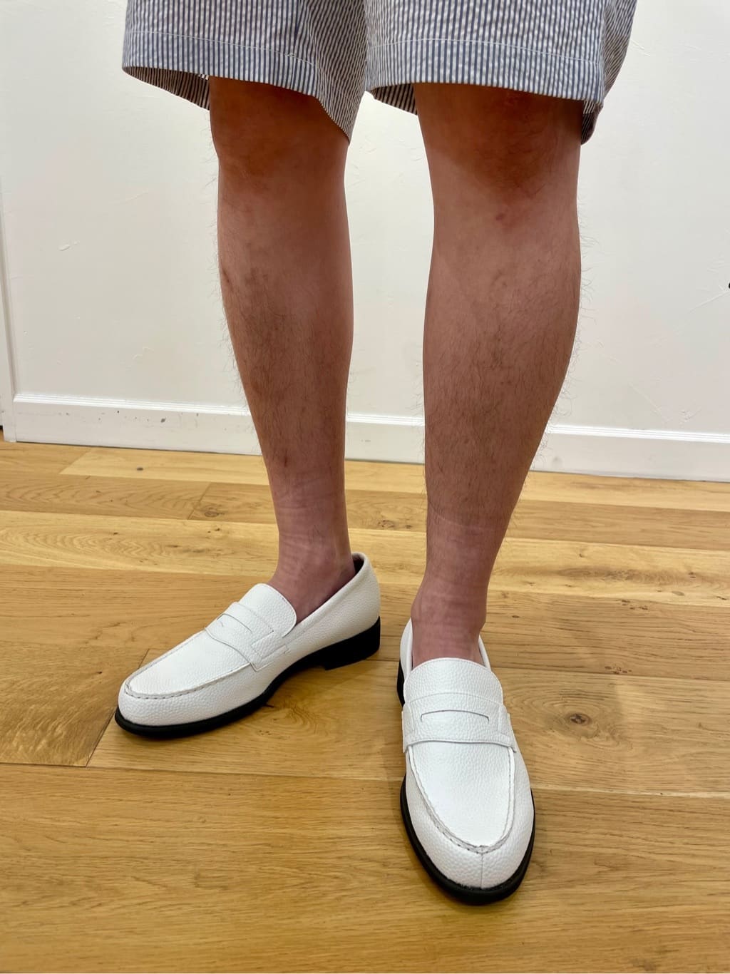 蒲谷祐太さんの「DRESSTERIOR｜【撥水加工/Safari5月号掲載】ローファー」を使ったコーディネート