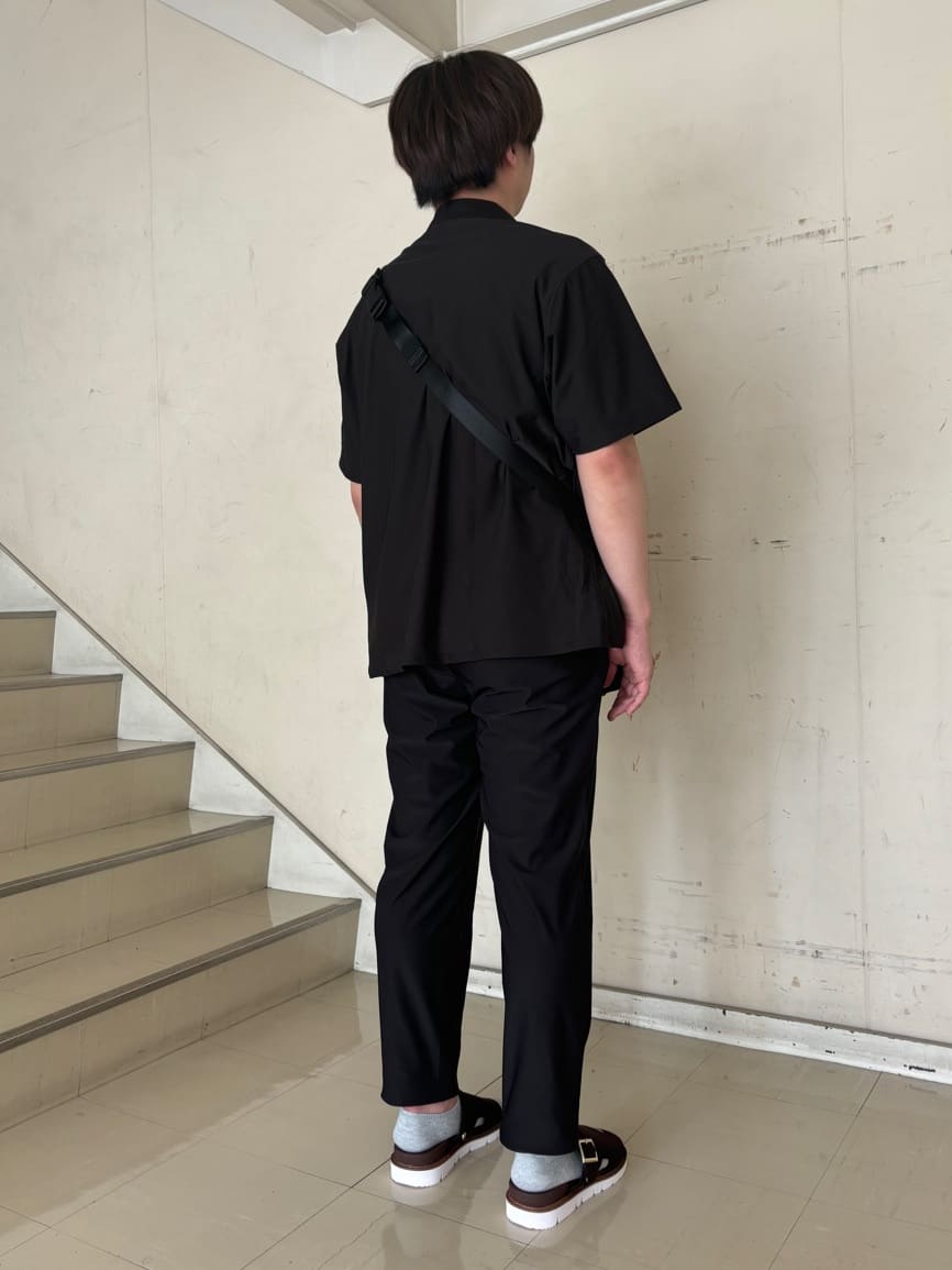 圭哉さんの「TAKEO KIKUCHI｜【COOL CITY WEAR】エアートール オープンカラーシャツ /接触冷感・通気性」を使ったコーディネート