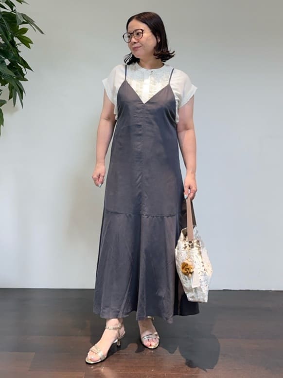 Asamiさんの「UNTITLED｜【洗える/肩紐調節可能】パウダーキャミワンピース」を使ったコーディネート