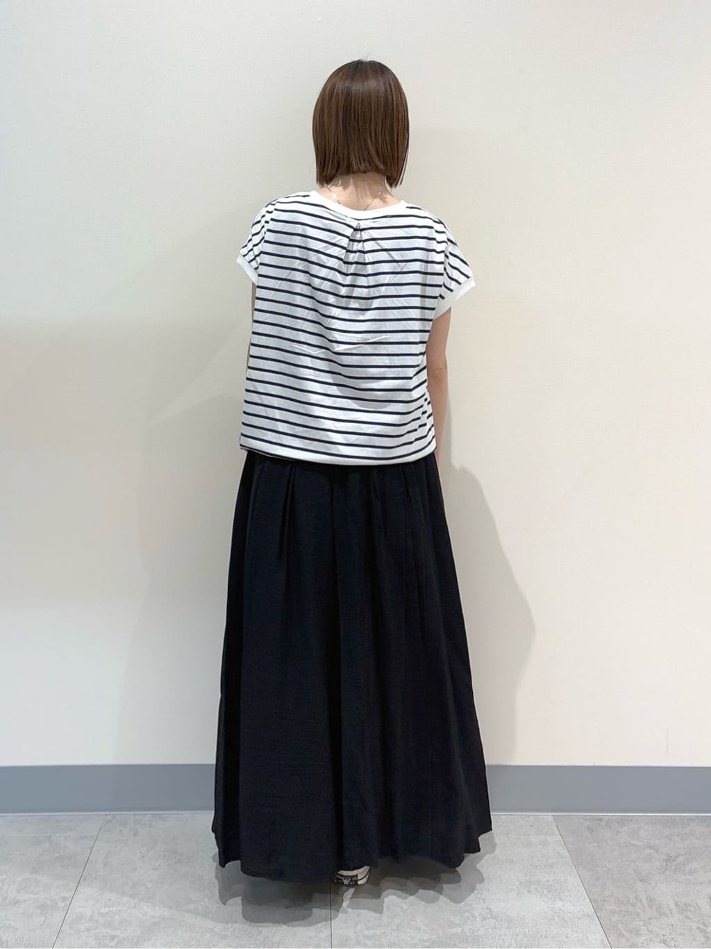 risaさんの「Dessin｜【セットアップ可/ウエストゴム/洗える】ドレープワイドパンツ」を使ったコーディネート