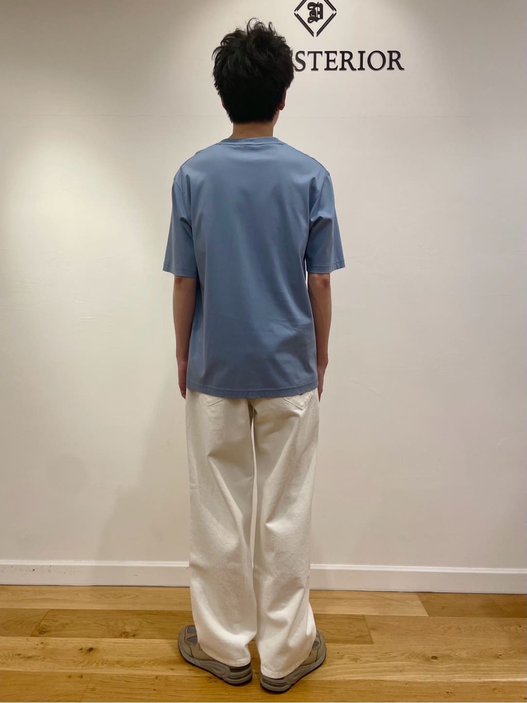 蒲谷祐太さんの「DRESSTERIOR｜【撥水仕様】シュリンクレザー トートバッグ」を使ったコーディネート