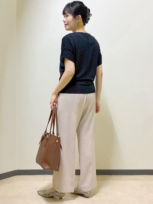  beni_gingerさんの「Reflect｜【選べる5色◎／マシンウォッシュ可】シャーリングデザインブラウス」を使ったコーディネート