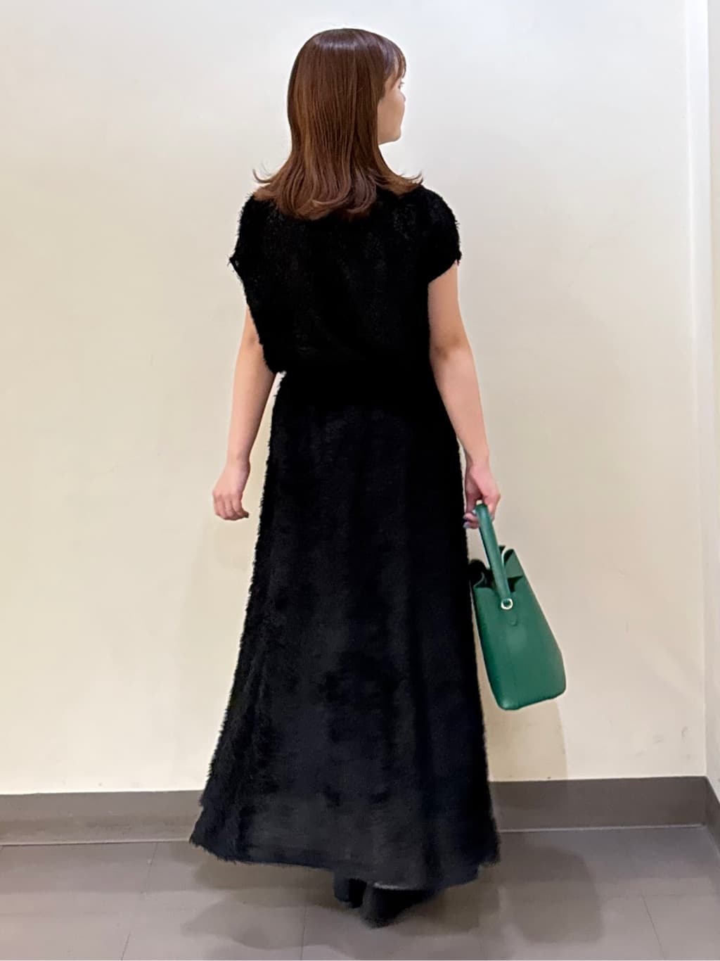 いくみさんの「UNTITLED｜【セットアップ可/洗える】フェザーフレンチスリーブブラウス」を使ったコーディネート