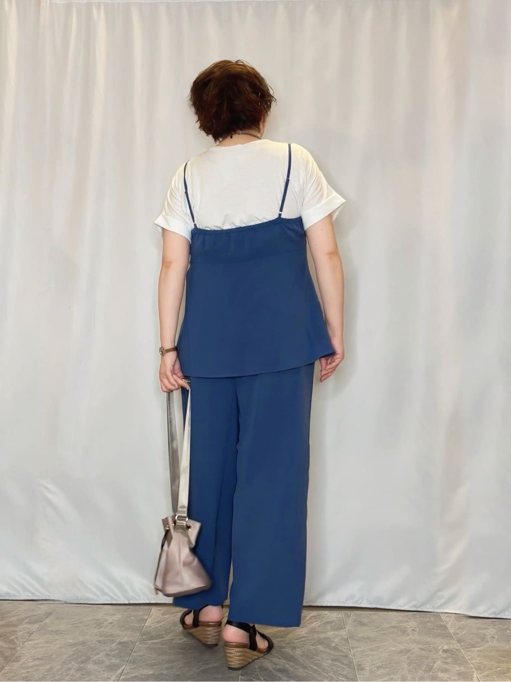 たみさんの「SHOO･LA･RUE｜【S-LL/セットアップ可/ひんやり】女性らしさ溢れる ティアードキャミソール」を使ったコーディネート