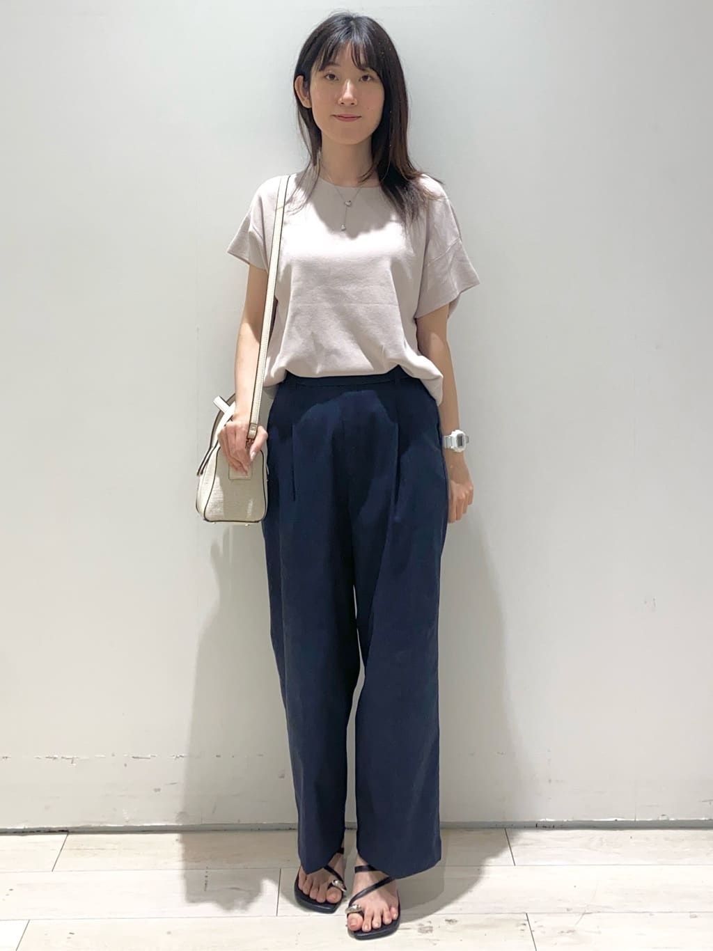 shikaさんの「THE SHOP TK｜さらさらフレアスリーブサマーニット【毛玉になりにくい/UV/洗濯機OK】」を使ったコーディネート