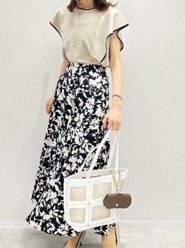 Miwaさんの「UNTITLED｜バイカラーメガネストラップ」を使ったコーディネート