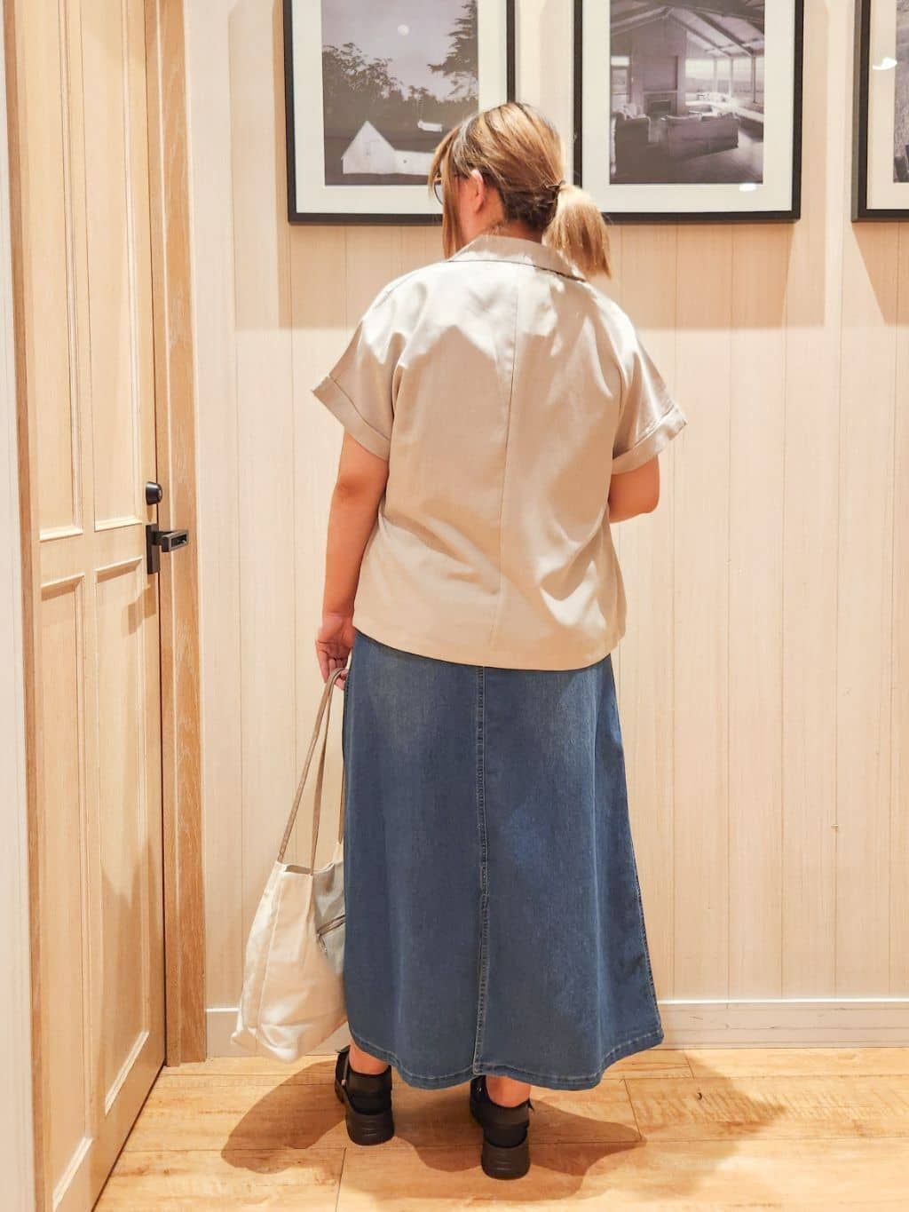 れーやんさんの「SHOO･LA･RUE｜【S-LL】さらりと着たい大人のための 麻調半袖ジャケット」を使ったコーディネート