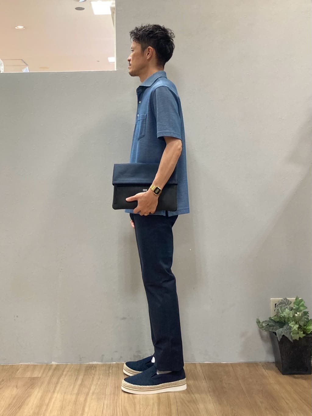 シュンさんの「TAKEO KIKUCHI｜【抗菌防臭／9色5サイズ展開】ハニカムメランジ ポロシャツ」を使ったコーディネート