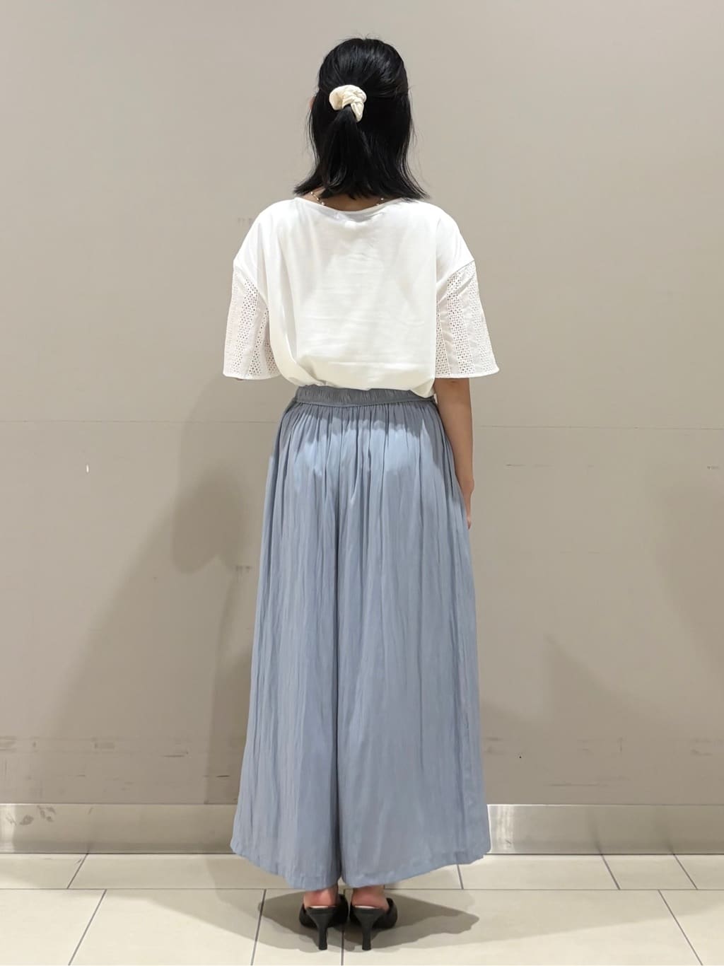 みさきさんの「COUP DE CHANCE｜◆【手洗い可／日本製】ジオメボーダーレースカットソー」を使ったコーディネート