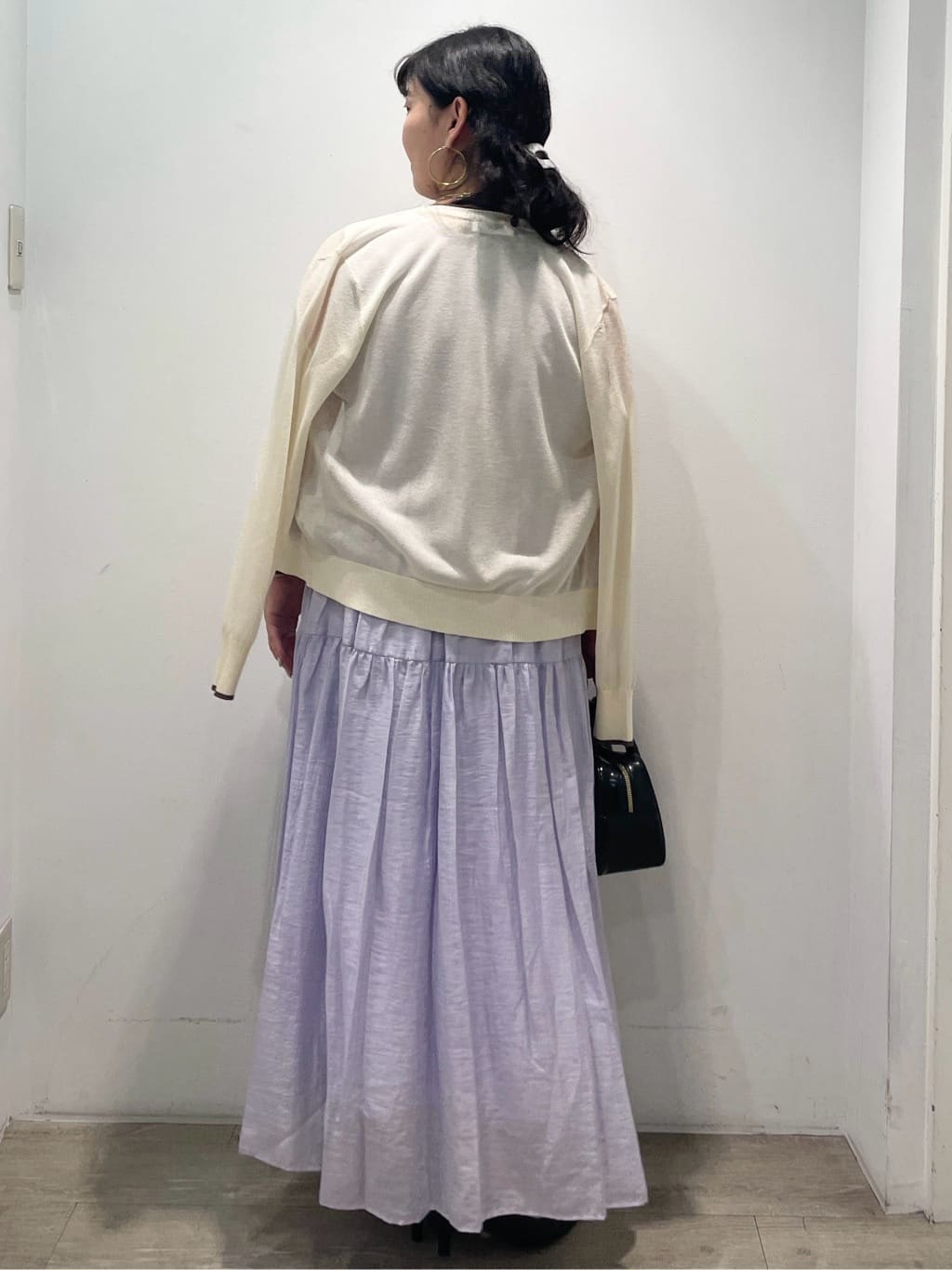 sumicaさんの「OPAQUE.CLIP｜麻混シアーギャザーティアードワンピース【洗濯機洗い可】」を使ったコーディネート