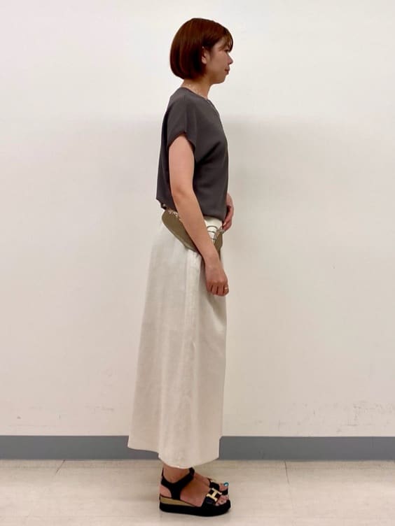 まいこさんの「INDIVI｜【洗える／清涼感◎】ワイドフレアパンツ／スカーチョ」を使ったコーディネート
