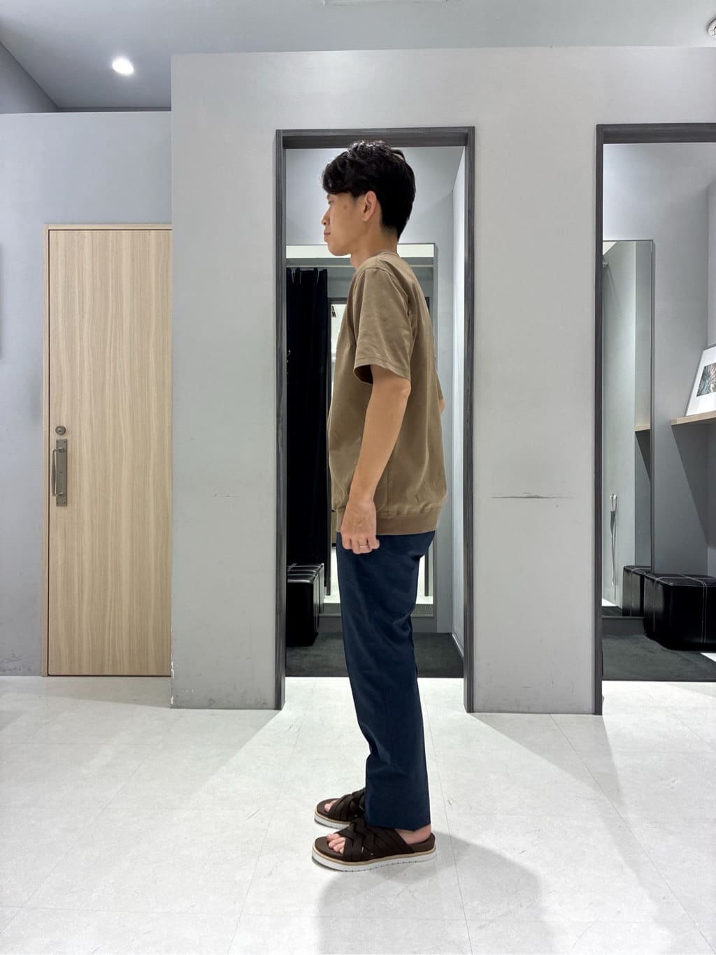 わいずみさんの「TAKEO KIKUCHI｜【抗菌防臭／5サイズ展開】ハイゲージポンチ Tシャツ」を使ったコーディネート