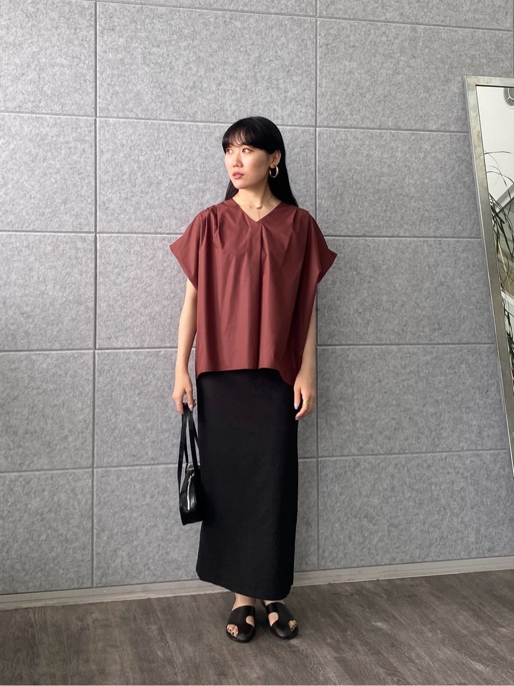 rinaさんの「INDIVI｜スリーブレスタックブラウス」を使ったコーディネート