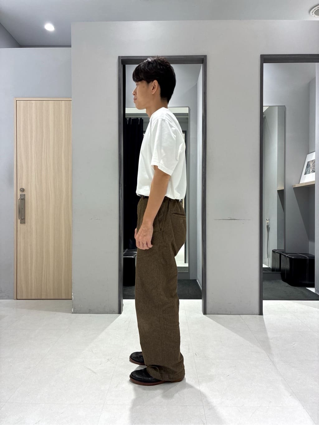 わいずみさんの「TAKEO KIKUCHI｜【抗菌防臭／5サイズ展開】ハイゲージポンチ Tシャツ」を使ったコーディネート