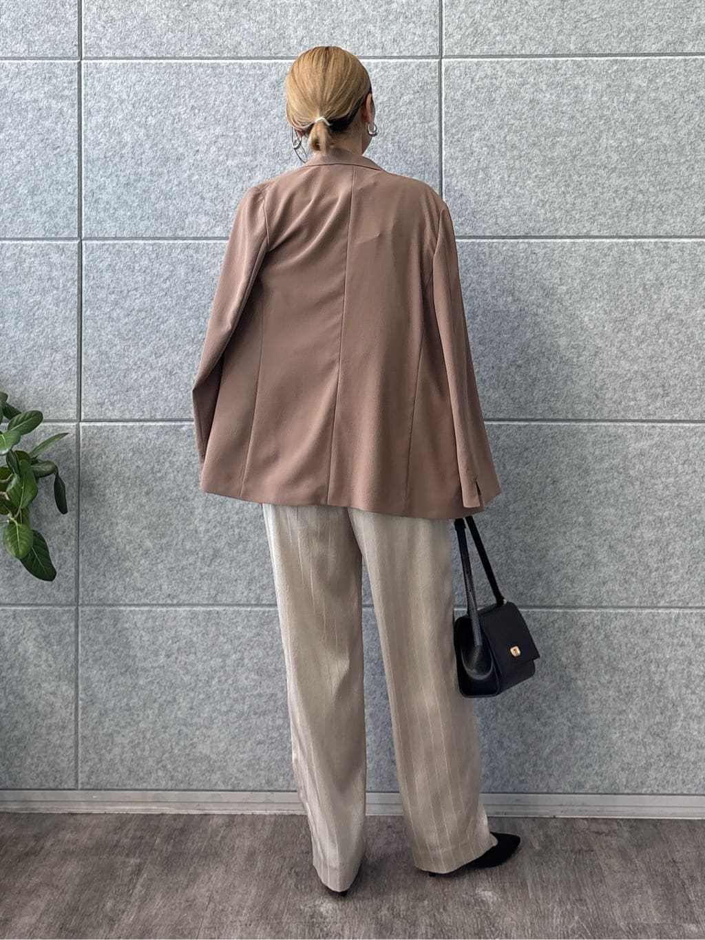 kotakiさんの「INDIVI｜【軽く羽織れる！】ダブルジャケット」を使ったコーディネート