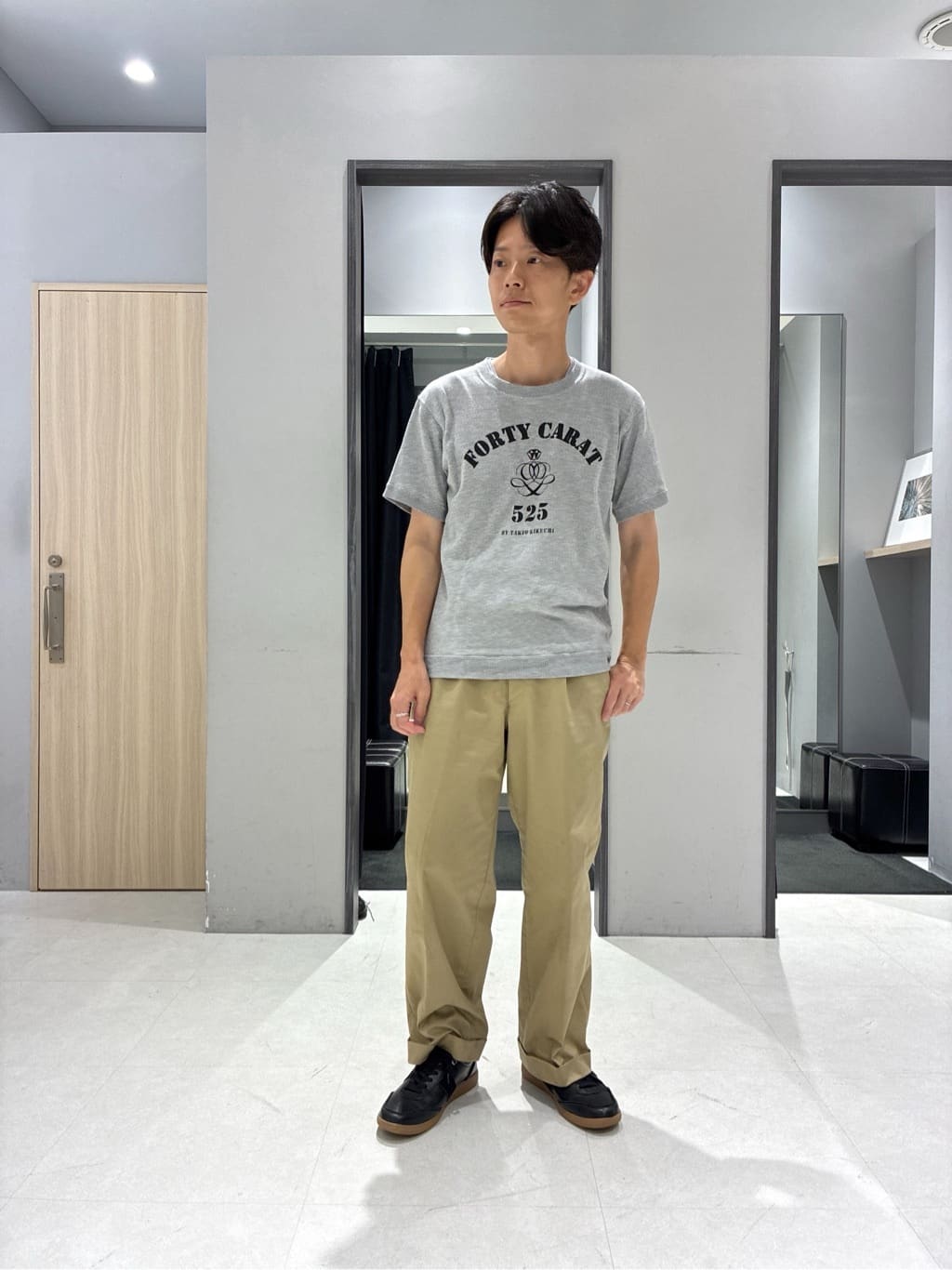 わいずみさんの「TAKEO KIKUCHI｜【抗菌防臭】COOL DOTS（R）ドビープリント ジャケット」を使ったコーディネート