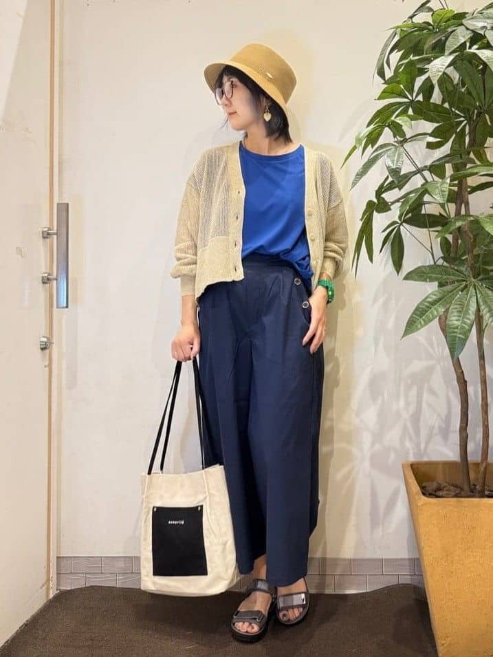 misakiさんの「SHOO･LA･RUE｜キラッと光るラメとスパンコールが印象的 メッシュカーディガン」を使ったコーディネート