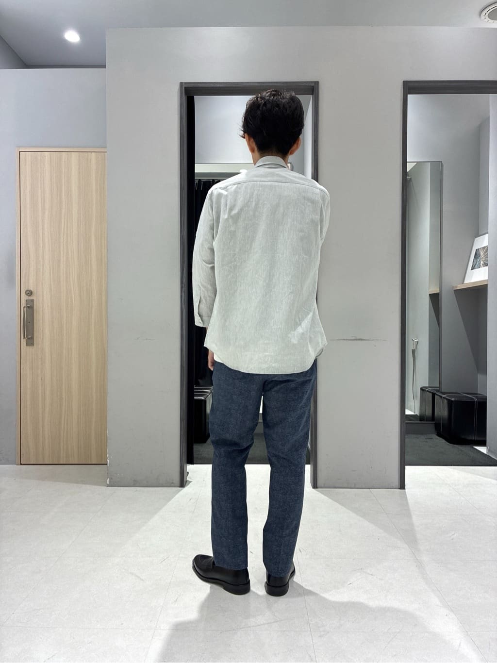 わいずみさんの「TAKEO KIKUCHI｜【抗菌防臭／5サイズ展開】ハイゲージポンチ Tシャツ」を使ったコーディネート