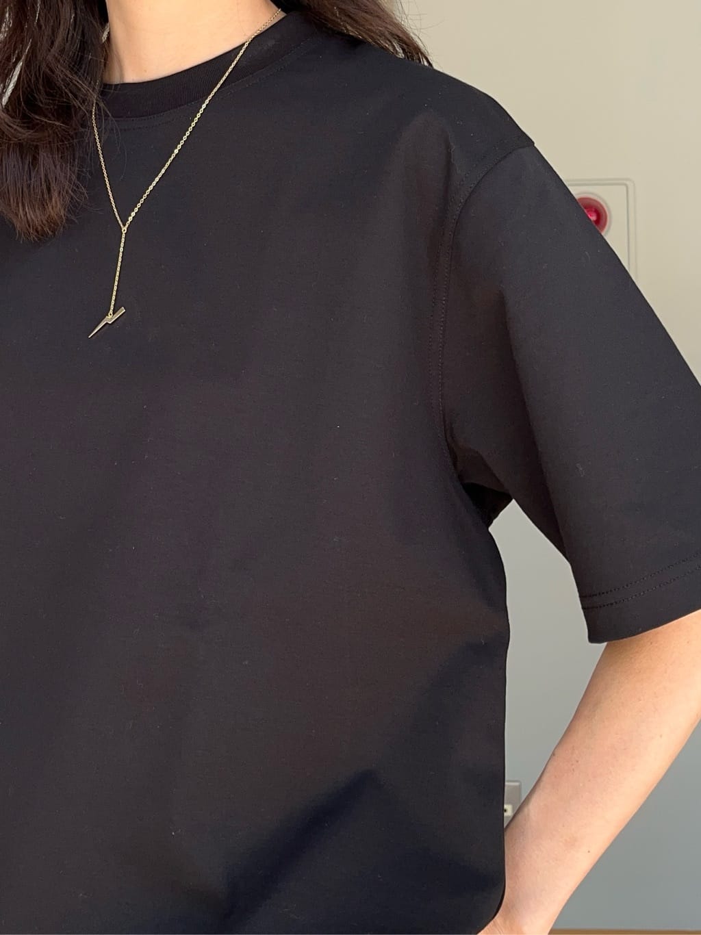 神野（jinno）さんの「TAKEO KIKUCHI｜【抗菌防臭／5サイズ展開】ハイゲージポンチ Tシャツ」を使ったコーディネート