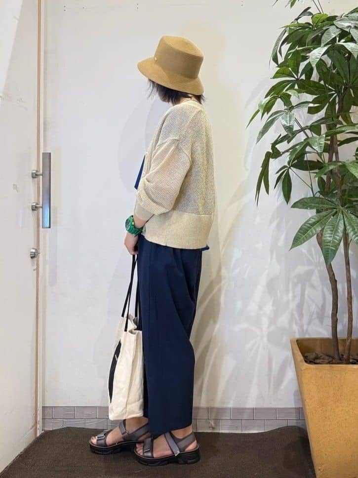 misakiさんの「SHOO･LA･RUE｜キラッと光るラメとスパンコールが印象的 メッシュカーディガン」を使ったコーディネート