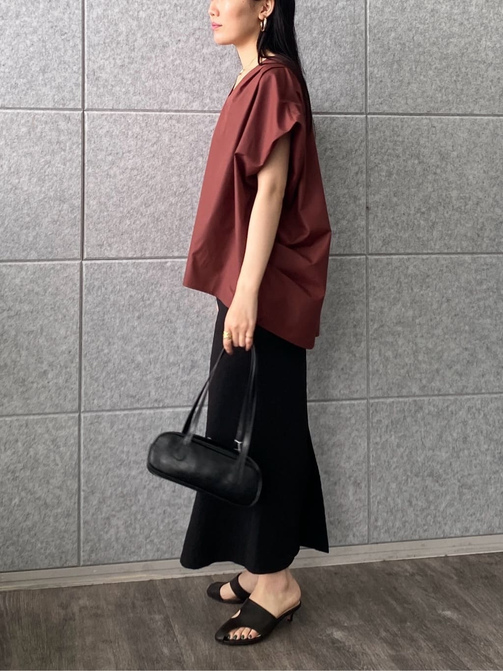 rinaさんの「INDIVI｜スリーブレスタックブラウス」を使ったコーディネート