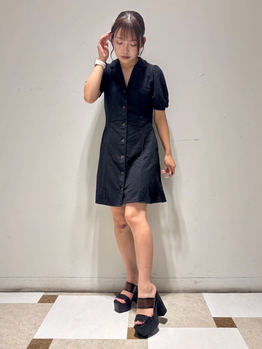 せらら⭐️さんの「ESPERANZA｜【ラク盛り／サンダル】リピーター続出／脚長美脚　ミュールサンダル」を使ったコーディネート