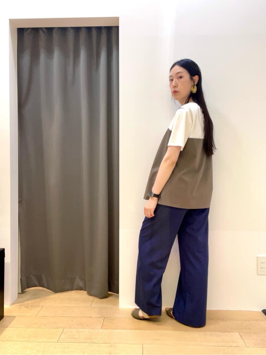 yukoさんの「INDIVI｜【デニムライク】マリンボタン リネン混ワイドパンツ」を使ったコーディネート