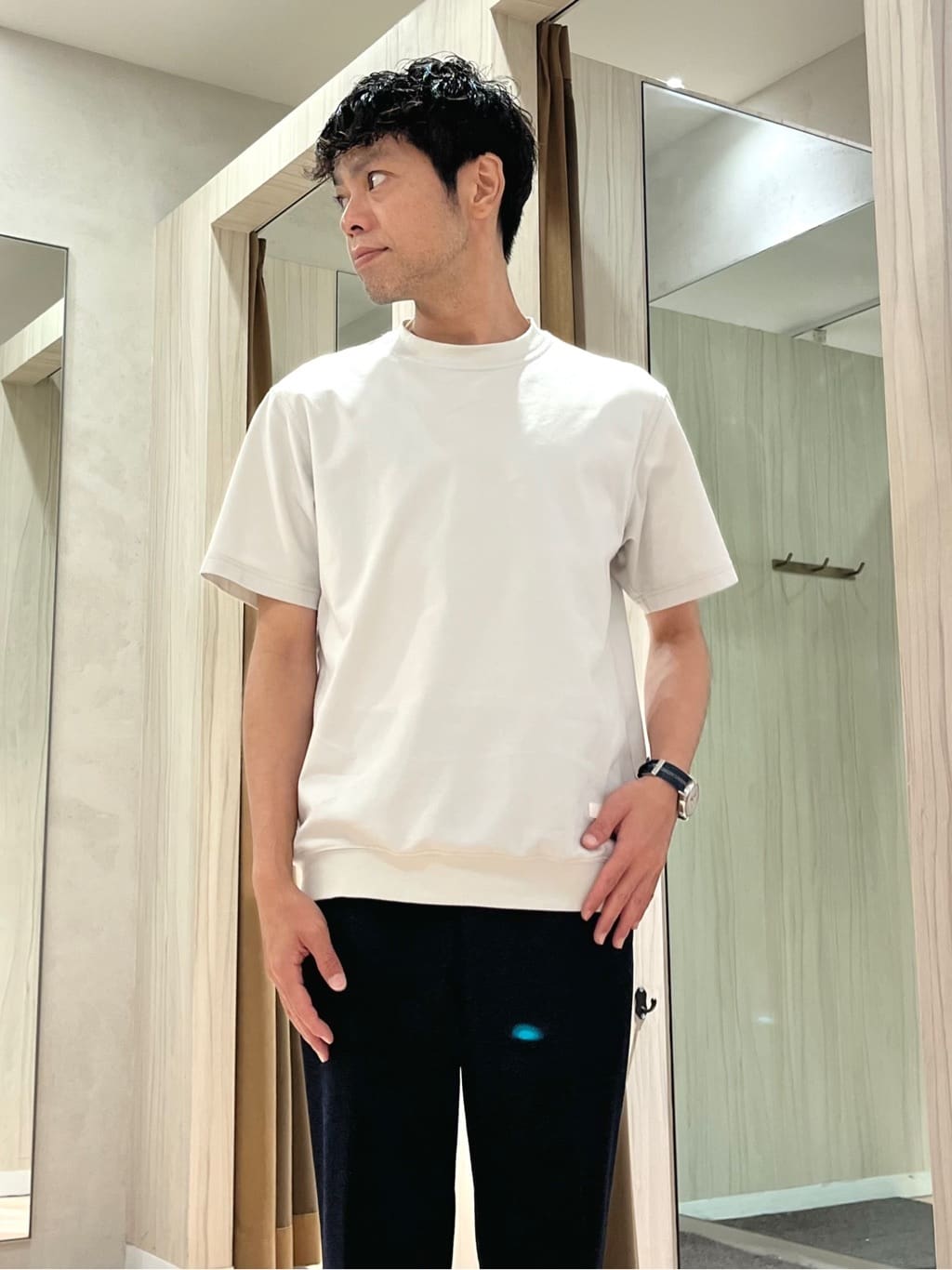 URAさんの「TAKEO KIKUCHI｜【抗菌防臭／5サイズ展開】ハイゲージポンチ Tシャツ」を使ったコーディネート