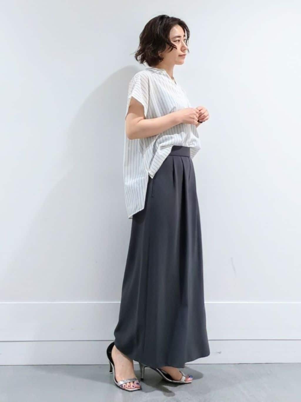 ミズタさんの「UNTITLED｜【洗える/スキッパー】フレンチスリーブシアーブラウス」を使ったコーディネート