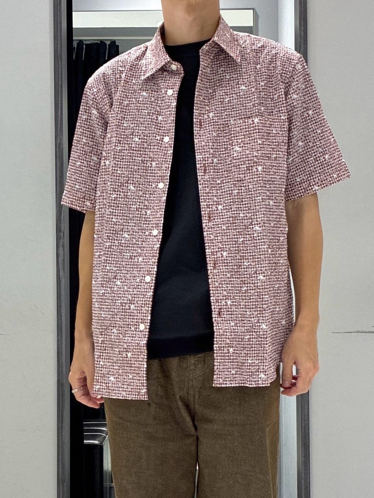 わいずみさんの「TAKEO KIKUCHI｜【抗菌防臭／5サイズ展開】ハイゲージポンチ Tシャツ」を使ったコーディネート