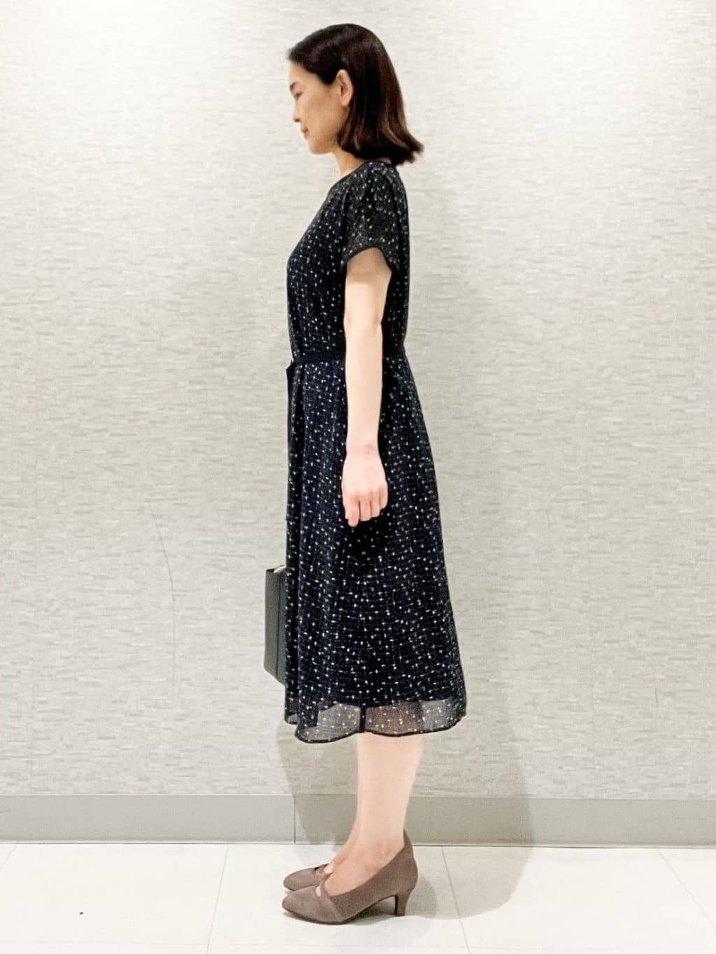 marikoさんの「Reflect｜【WEB先行カラーあり／マシンウォッシュ可／ナローベルト付き】オフボディツイードチェックワンピース」を使ったコーディネート