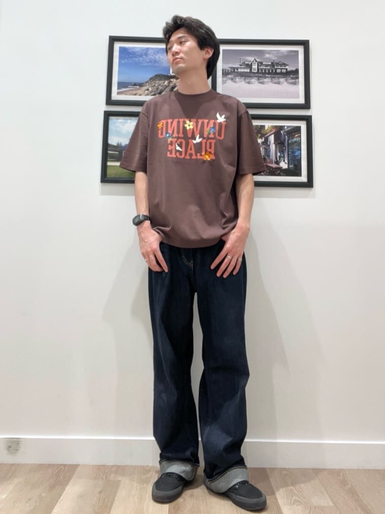 oikawaさんの「Dessin｜ロゴ刺繍Tシャツ」を使ったコーディネート