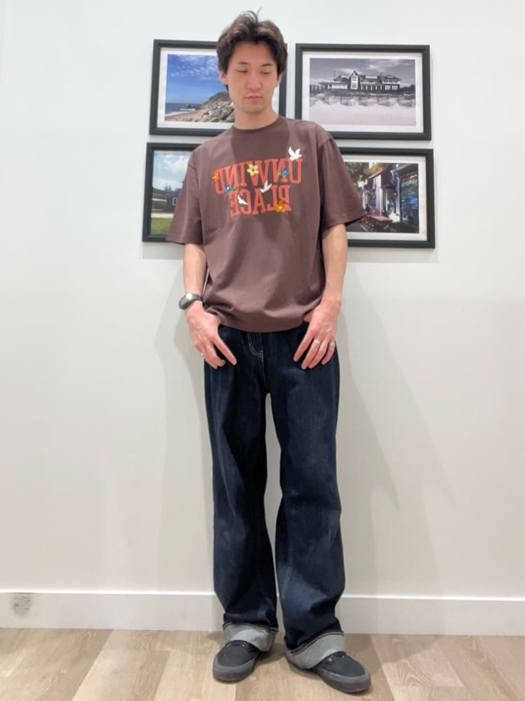oikawaさんの「Dessin｜ロゴ刺繍Tシャツ」を使ったコーディネート