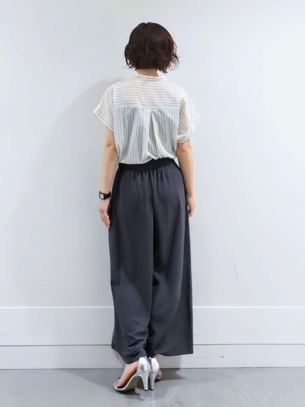 ミズタさんの「UNTITLED｜【洗える/スキッパー】フレンチスリーブシアーブラウス」を使ったコーディネート