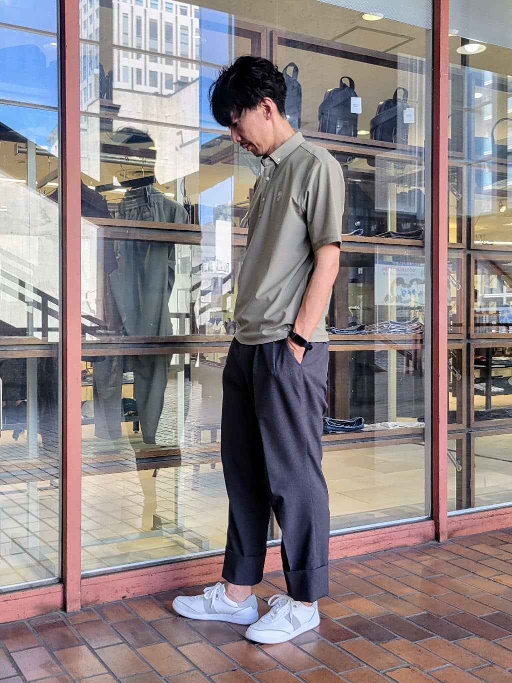 piroyaさんの「TAKEO KIKUCHI｜【COOL CITY WEAR】エアートール ポロシャツ /接触冷感・通気性」を使ったコーディネート