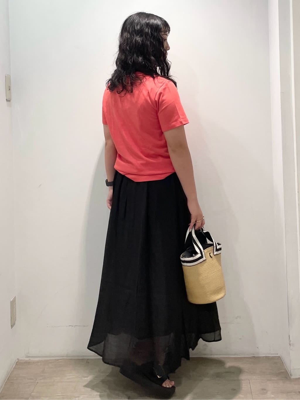 sumicaさんの「OPAQUE.CLIP｜《5色展開》ベーシックTシャツ【洗濯機洗い可／UV／接触冷感】」を使ったコーディネート