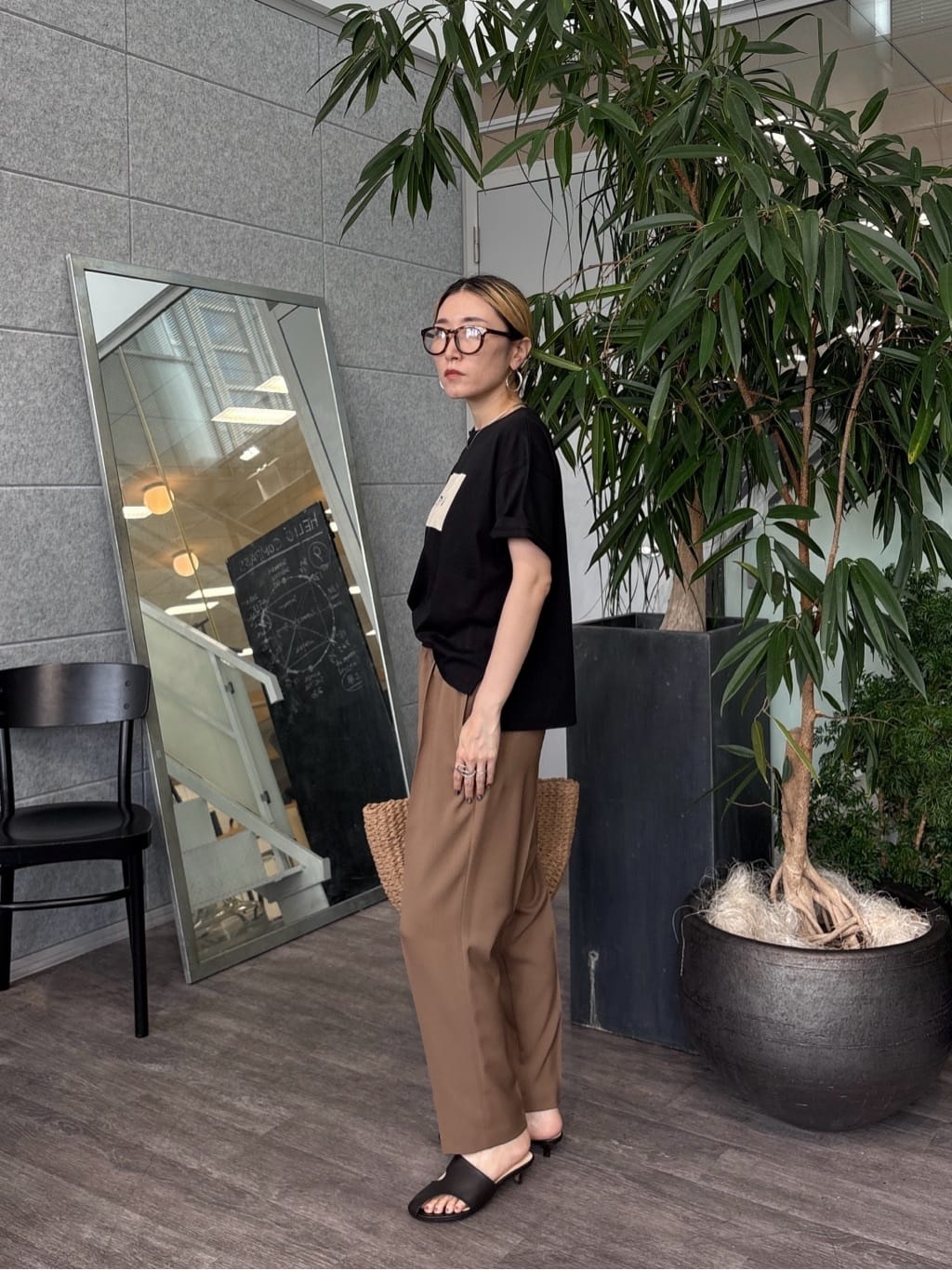 kotakiさんの「INDIVI｜【接触冷感／セットアップ対応】イージーテーパードパンツ【通勤・セレモニー】」を使ったコーディネート