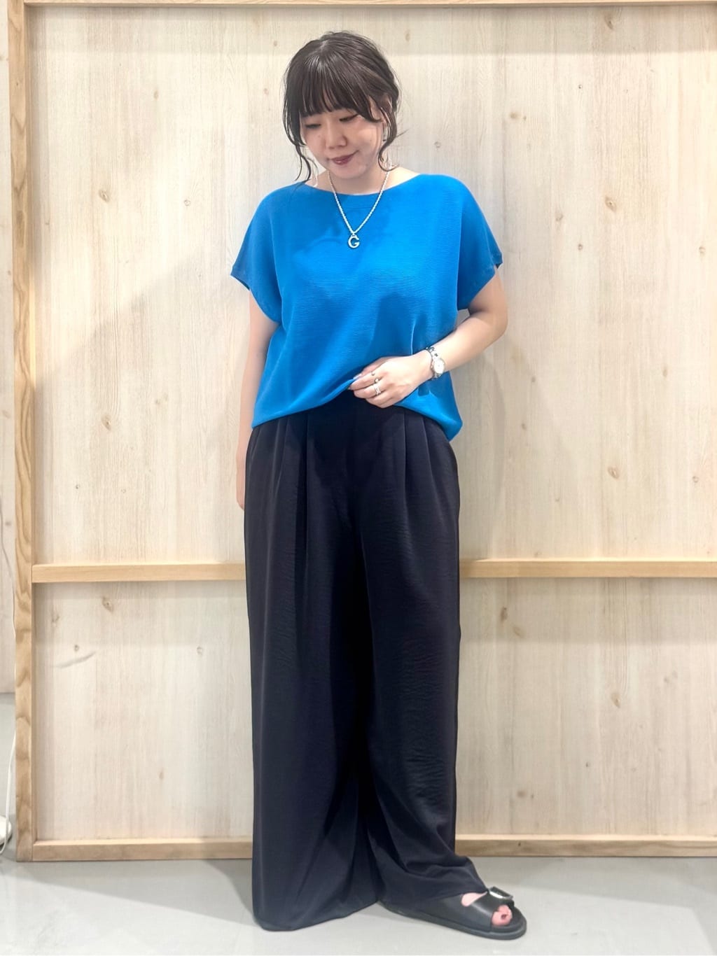 nanaさんの「THE SHOP TK｜【6色展開】さらさらフレンチニット【毛玉になりにくい/洗濯機OK】」を使ったコーディネート