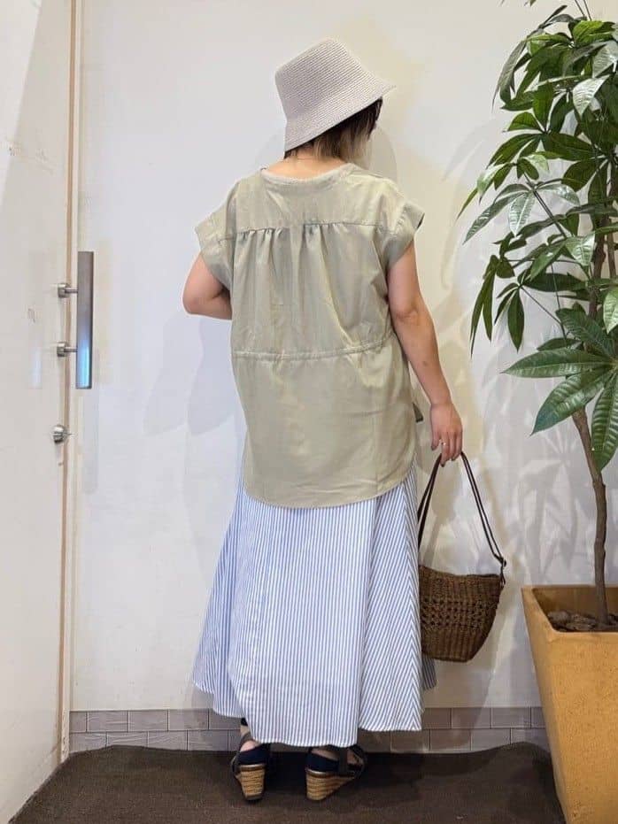 misakiさんの「SHOO･LA･RUE｜【S-LL】シルエットが変えられる ウエストリボンブラウス」を使ったコーディネート