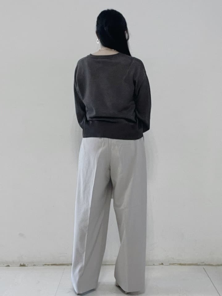 Hitomiさんの「index｜《5色展開》コンパクトショートカーディガン【洗濯機洗い可】」を使ったコーディネート