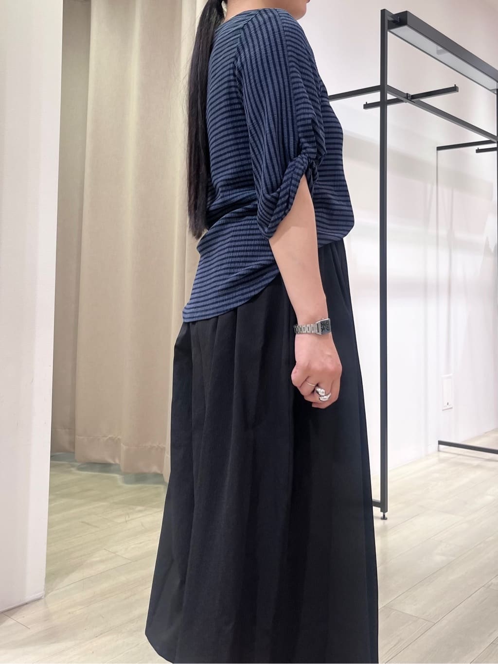 hasuさんの「INDIVI｜【UVケア／吸汗速乾】凹凸素材ねじり袖トップス」を使ったコーディネート