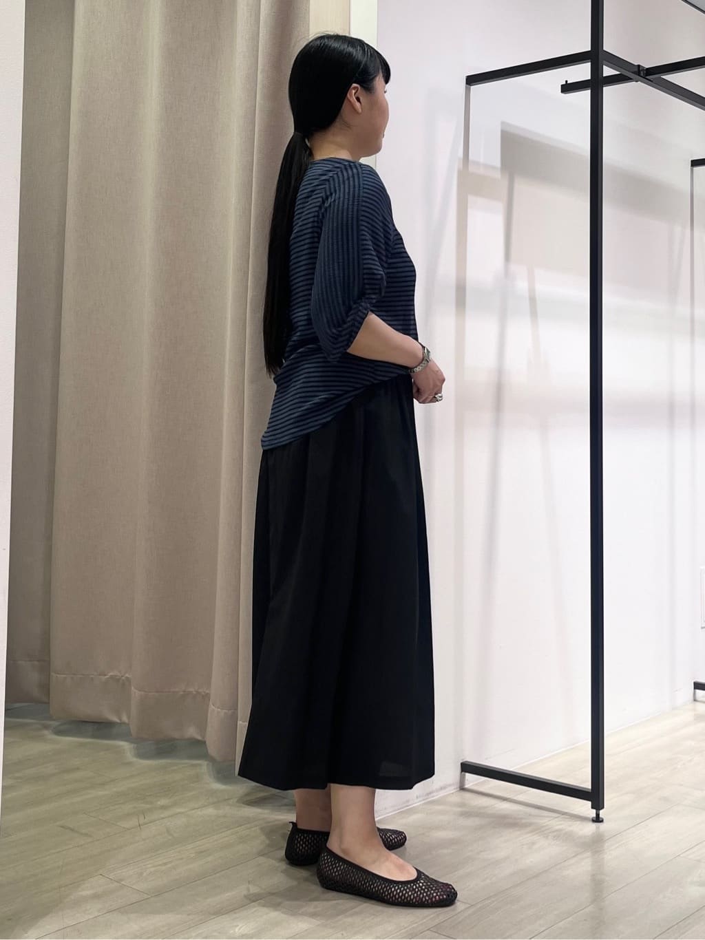 hasuさんの「INDIVI｜【UVケア／吸汗速乾】凹凸素材ねじり袖トップス」を使ったコーディネート
