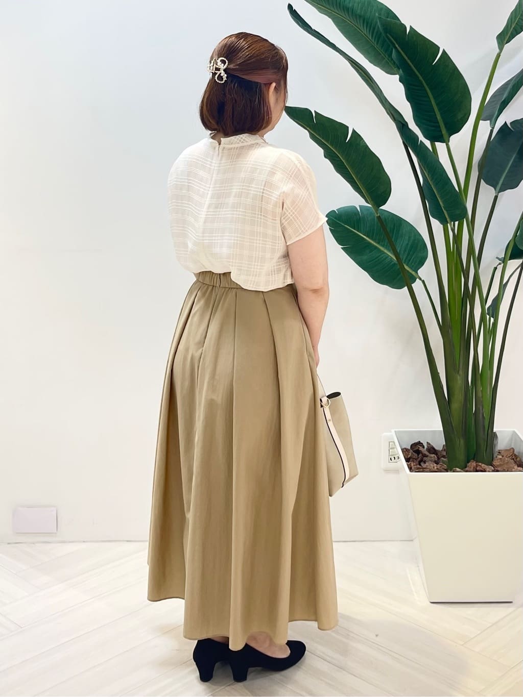 Tomoさんの「UNTITLED｜【シアー】チェックスタンドネックブラウス」を使ったコーディネート