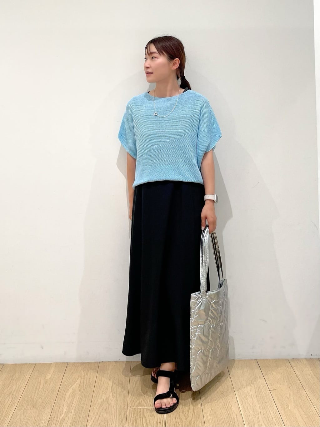 maiさんの「INDIVI｜【洗える／清涼感】コクーンシルエットニット」を使ったコーディネート