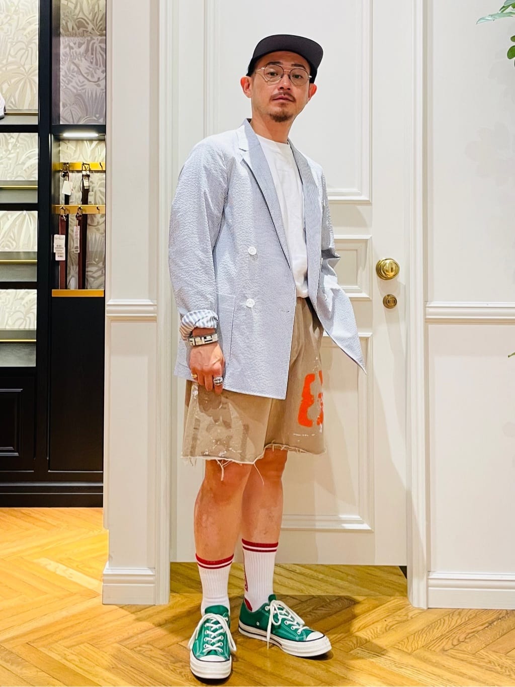鶴田大士さんの「DRESSTERIOR｜」を使ったコーディネート