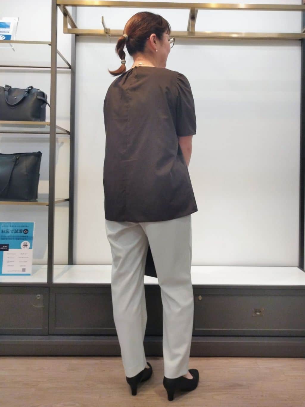 junさんの「Reflect｜【すっきり見え！長め丈】ピンタックデザインチュニックブラウス」を使ったコーディネート