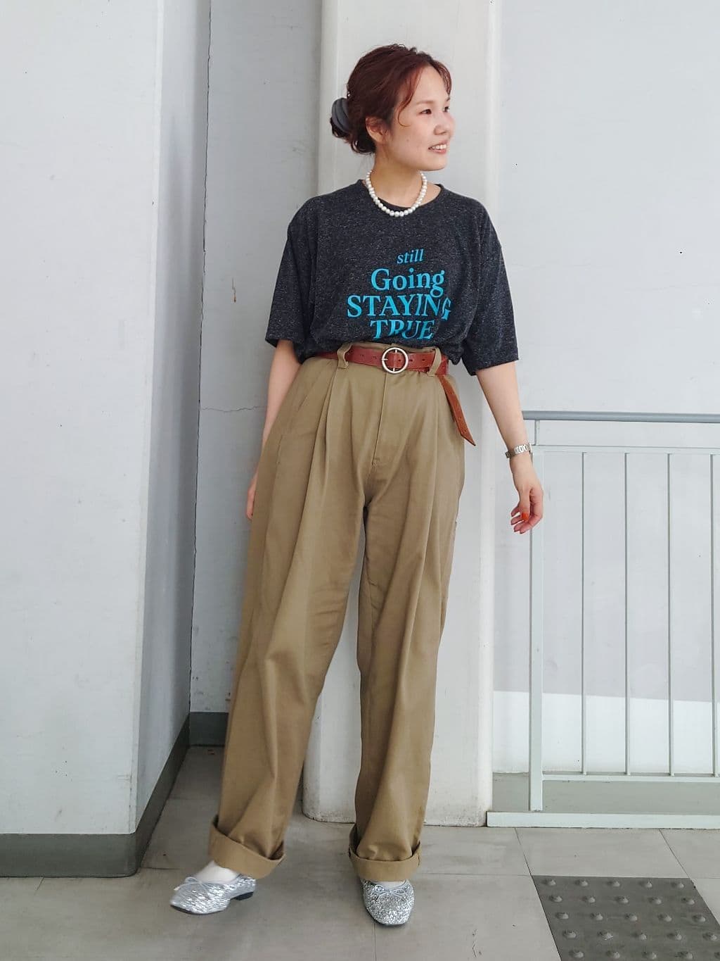 maruさんの「THE SHOP TK｜ポリ麻プリント半袖Tシャツ【洗濯機OK】」を使ったコーディネート