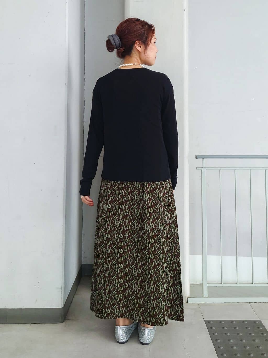 maruさんの「THE SHOP TK｜ショルダータックワンピース【洗える】」を使ったコーディネート