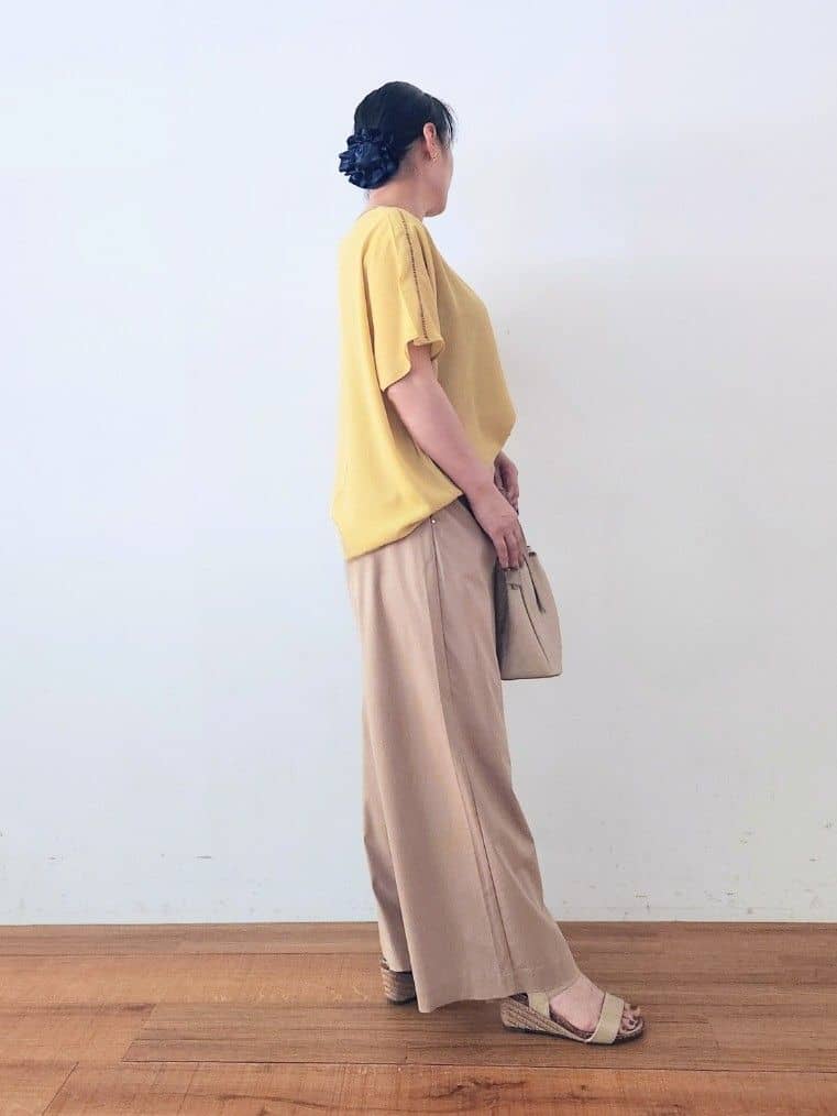 くまさんの「SHOO･LA･RUE｜【S-LL/ひんやり/洗濯後しわになりにくい】インせず決まる はしごレースドルマンブラウス」を使ったコーディネート