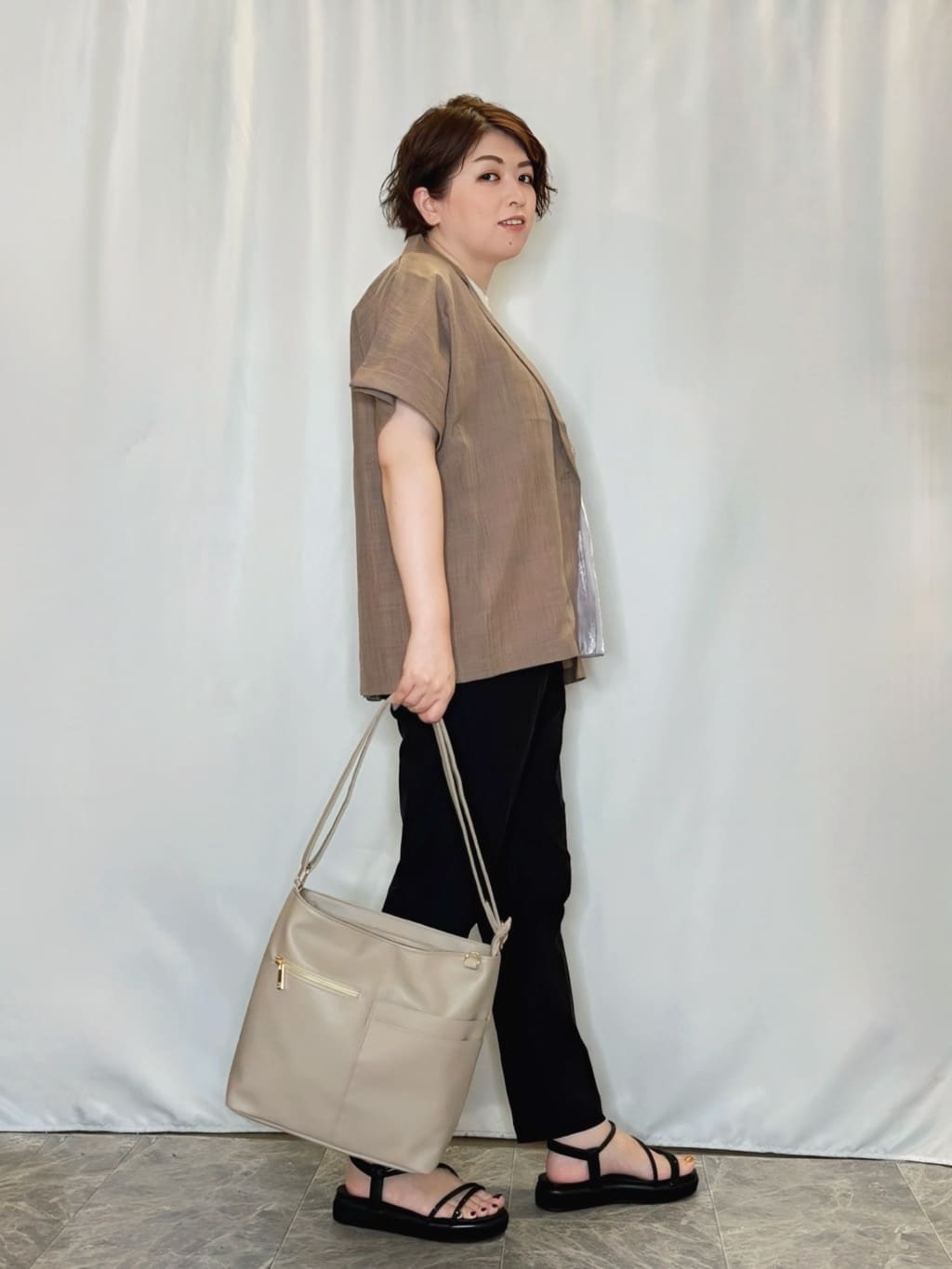 たみさんの「SHOO･LA･RUE｜【S-LL】さらりと着たい大人のための 麻調半袖ジャケット」を使ったコーディネート